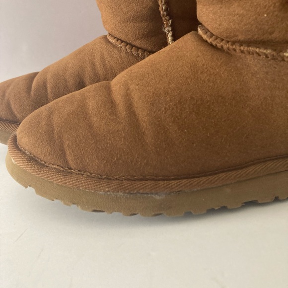 Used UGG Boots BAILEY Button Triplet 1873 Women’s Size 7 - Picture 9 of 12